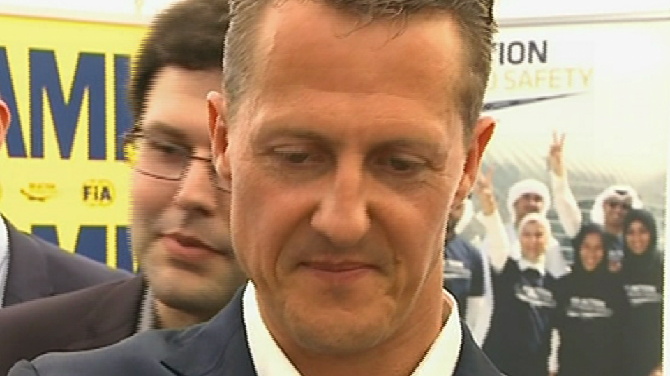 Video VIP zprávy: Závodník F1 Michael Schumacher bude převezen do domácího ošetření. Tedy možná...